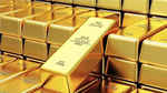 एशिया में मांग बढऩे से सोना 4,500 डॉलर प्रति औंस तक पहुंच सकता है: रिपोर्ट