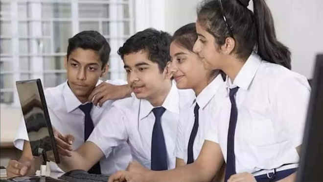 सीबीएसई 10वीं कक्षा का परिणाम: 93 प्रतिशत से अधिक छात्र उत्तीर्ण, लड़कियों ने बाजी मारी
