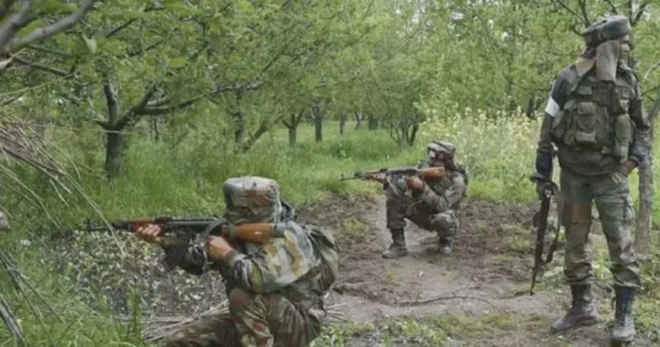 छत्तीसगढ़ : सुरक्षाबलों और नक्सलियों के बीच मुठभेड़, 26 से अधिक नक्सली ढेर