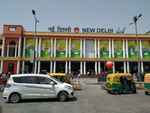दिल्ली रेलवे स्टेशन पर तस्कर के कब्जे से मुक्त कराई गई नाबालिग लड़की