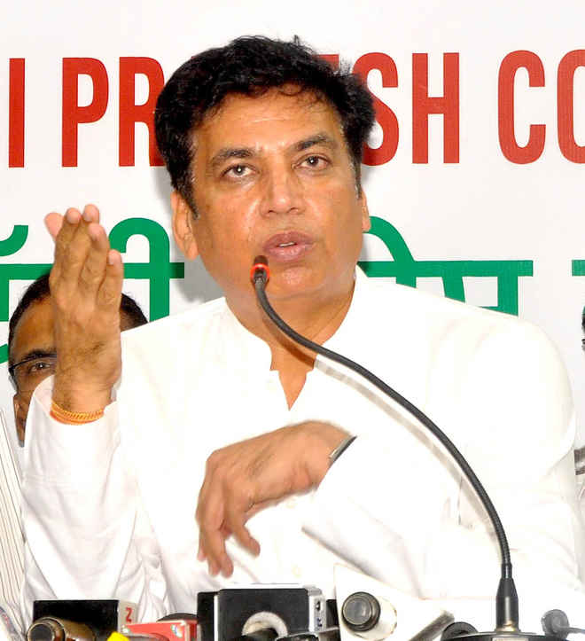 कांग्रेस ने जताई दिल्ली में जल त्रासदी की संभावना