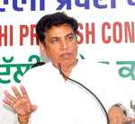 बड़े पैमाने पर विफल साबित हुआ स्वच्छ भारत अभियान: यादव