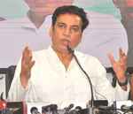 एमसीडी के स्कूलों की जर्जर हालत पर व्यक्त की चिंता