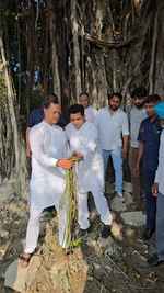 किसानों और ग्रामीणों के साथ खड़ी है दिल्ली सरकार: मंत्री