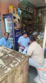 त्यौहारों के मद्देनज़र खाद्य सुरक्षा एवं औषधि प्रशासन ने चलाया चैकिंग अभियान, संग्रहित किये नमूने