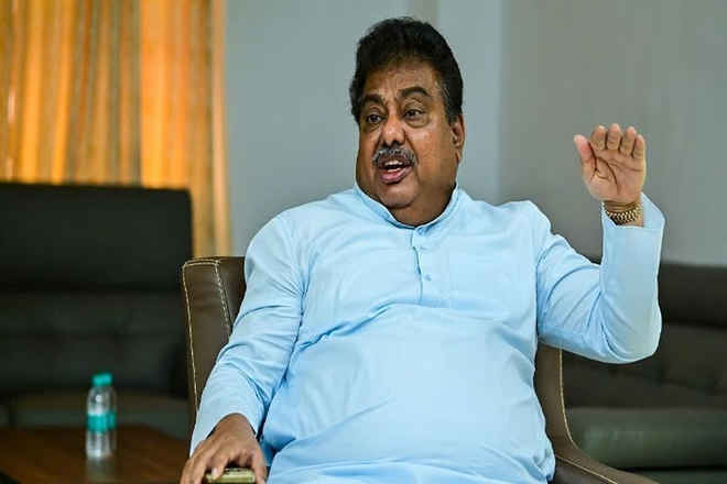 कर्नाटक को 11 महीनों में 4.71 लाख करोड़ रुपए का निवेश मिला : मंत्री पाटिल