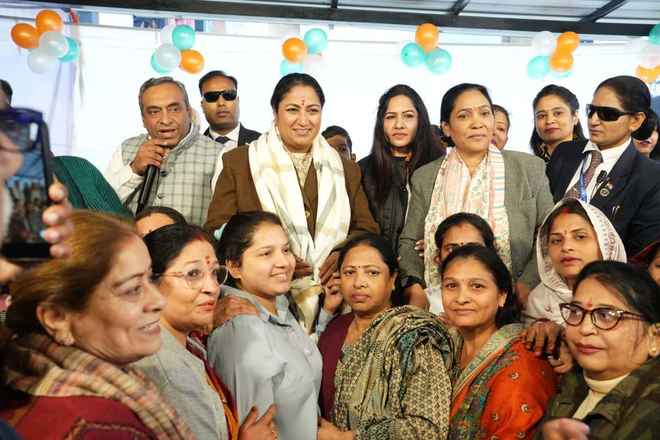 स्वास्थ्य, सम्मान और आधारभूत ढांचा ये तीनों सरकार की प्राथमिकता: रेखा गुप्ता