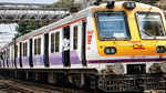 पश्चिमी रेलवे इस माह 18 बोगी वाली लोकल ट्रेन का परीक्षण करेगा