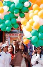 रेखा गुप्ता ने पेश किया 11 महीने का रिपोर्ट कार्ड