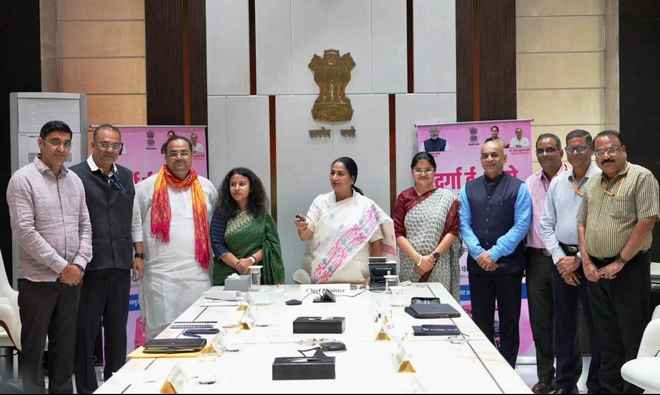 दुर्गा ई-ऑटो योजना से महिलाओं-ट्रांसजेंडर्स को मिलेगा सम्मानजनक स्वरोजगार: रेखा गुप्ता