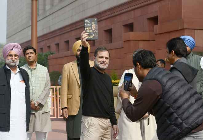 प्रधानमंत्री डरे हुए हैं, सच्चाई का सामना नहीं करना चाहते: कांग्रेस