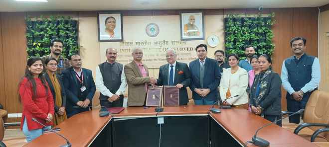 एआईआईए ने कैशलेस ईलाज के लिए जनरल इंश्योरेंस काउंसिल के साथ किया करार