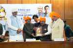 अपनी प्रजा के प्रति अटूट प्रतिबद्धता के प्रतीक थे महाराजा सूरजमल: विजेंद्र गुप्ता