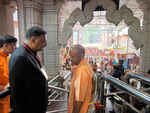 योगी आदित्यनाथ ने विंध्याचल मंदिर में पूजा-अर्चना की