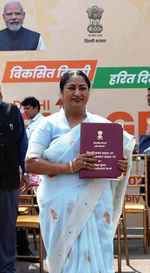 रेखा गुप्ता ने पेश किया दिल्ली का पहला ‘ग्रीन बजट’