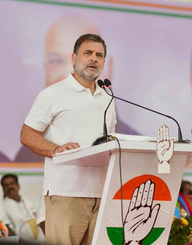 बेरोजगारों को 2000 रुपए प्रति महीना और महिलाओं को मुफ्त बस सेवा, पुडुचेरी में राहुल गांधी ने दीं पांच गारंटी