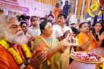 हनुमान जन्मोत्सव पर सीएम रेखा गुप्ता ने की पूजा-अर्चना