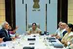 दिल्ली को दिसंबर 2026 तक मिलेगी बड़ी सौगात, मेट्रो-सडक़ परियोजनाओं में आएगी तेजी