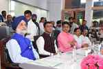 उपराज्यपाल ने पालिका केंद्र में एनडीएमसी के एकीकृत कमांड एवं नियंत्रण केंद्र का दौरा किया