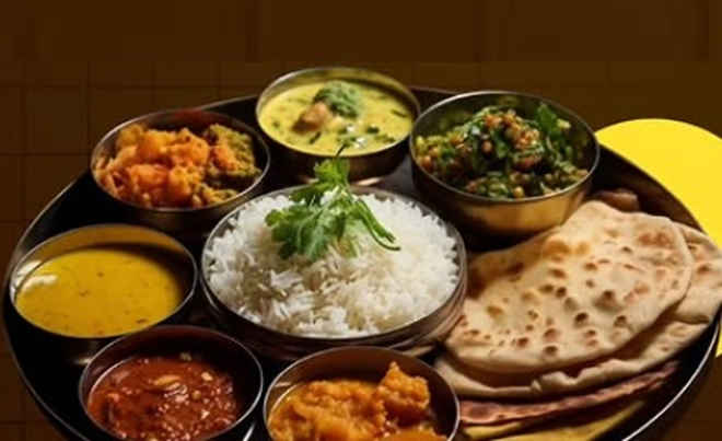 क्या आपकी थाली में सभी रंग शामिल हैं? जानें गर्भवती महिलाओं के लिए क्यों जरूरी है 'सतरंगी थाली'