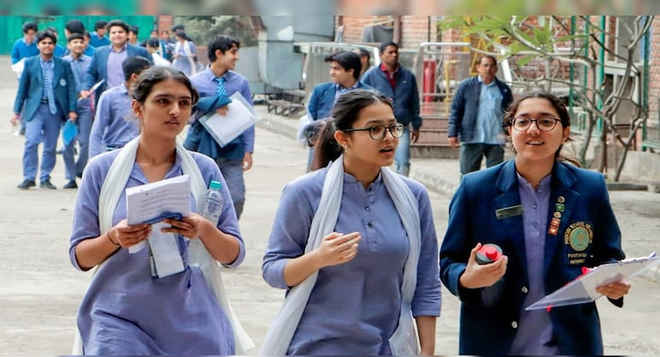 सीबीएसई बोर्ड : 12वीं में 85.20 प्रतिशत छात्र पास, लड़कियों का प्रदर्शन बेहतर