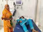 शादी के महज आधे घंटे बाद प्रेमी जोड़े ने खाया जहर, युवक की मौत, प्रेमिका की हालत नाज़ुक