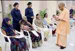 प्रदेशवासियों की सुरक्षा और जनसमस्याओं के लिए सरकार प्रतिबद्ध : मुख्यमंत्री योगी