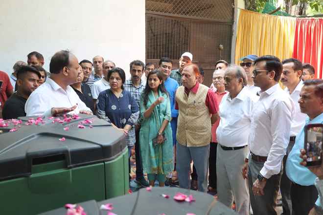महापौर ने प्रिंटर अपार्टमेंट हाउसिंग सोसाइटी में एरोबिन का लोकार्पण किया