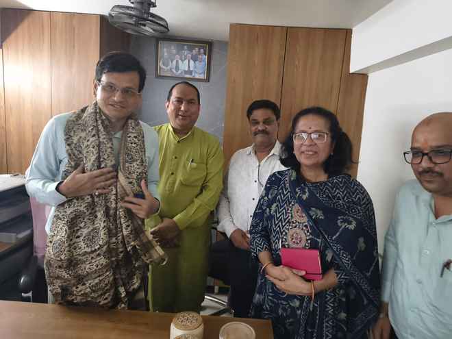 एसोसिएशन के अनुरोध पर डीएम उद्योगपतियों को फायर सेफ्टी मानकों को पूरा करने का दिया समय