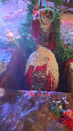 गंगा की गोद में विराजे गंगेश्वर महादेव, पुरुषोत्तम मास में दर्शन को उमड़ रहे आस्थावान