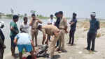 यमुना में जाल में फंसा युवक का शव, पहचान में जुटी पुलिस