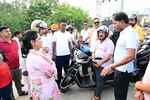 स्कूटी में उप मुख्यमंत्री अरुण साव, बरसात से पहले बिलासपुर शहर का लिया जायजा