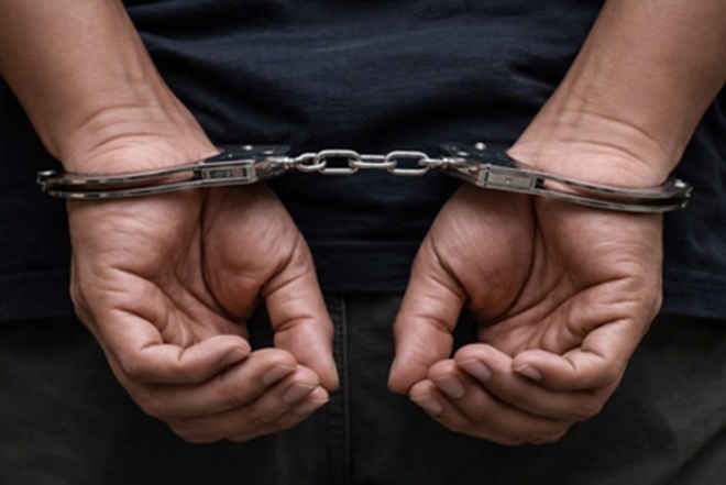 अमृतसर पुलिस ने आतंकी साजिश का किया खुलासा, हथियारों के साथ एक आरोपी गिरफ्तार