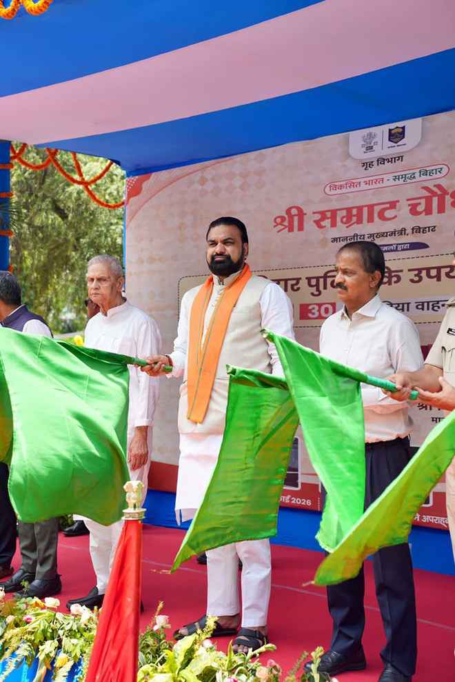 मुख्यमंत्री ने 84 पुलिस वाहनों का किया लोकार्पण