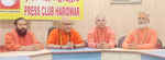 चार-छह लोगों के भरोसे नहीं सफल होगा कुंभ, संत आश्रम परिषद का मेला प्रशासन पर निशाना