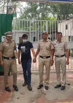 दिल्ली पुलिस ने 60 लाख की धोखाधड़ी के मामले में घोषित अपराधी को किया गिरफ्तार