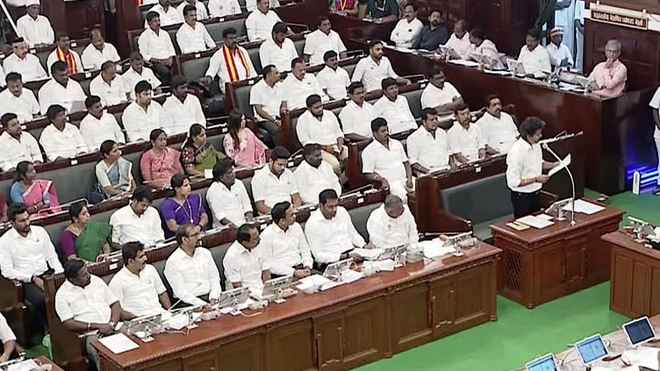 तमिलनाडु विधानसभा ने लोकसभा की सदस्य संख्या 543 पर ही सीमित रखने का प्रस्ताव किया पारित