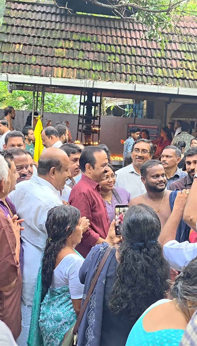 चिंगम 1 के साथ शुरू हुआ मलयालम नववर्ष, केरल के मंदिरों में उमड़ी श्रद्धालुओं की भीड़