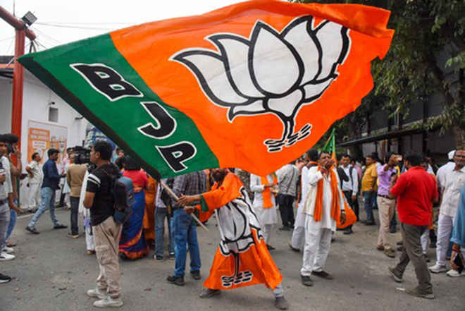निकाय चुनाव से पहले अलवर में टिकट बंटवारे पर भाजपा में बगावत