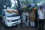महापौर ने 35 ऑटो टिप्पर को दिखाई हरी झंडी