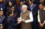 सीडब्ल्यूजी 2026: 'उनकी सफलता कई युवाओं को प्रेरित करेगी,' पदकवीरों से मिले पीएम मोदी, उत्कृष्ट प्रदर्शन के लिए सराहा