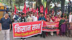 केन्द्र सरकार के खिलाफ संयुक्त मोर्चे ने किया नाहन में प्रदर्शन