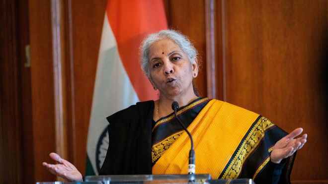 नए सीमा शुल्क और बैंकिंग सुधारों के दम पर देश 'विकसित भारत 2047' का लक्ष्य हासिल करेगा: वित्त मंत्री
