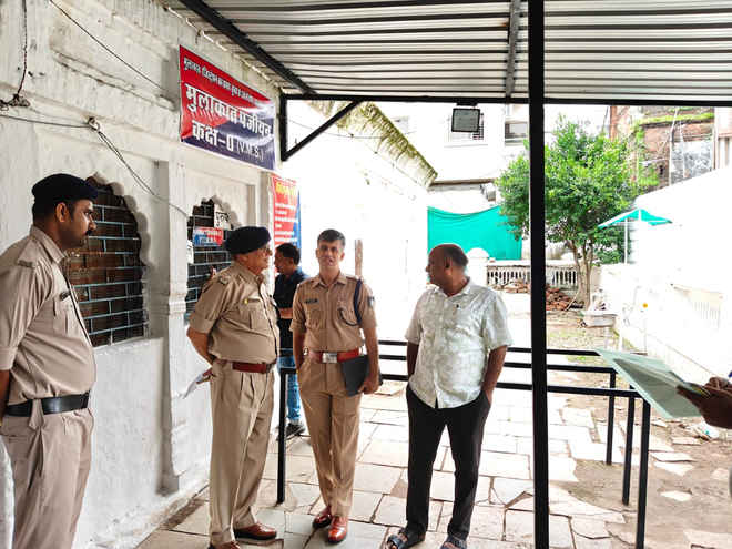 राजगढ़ः कलेक्टर ने जिला जेल का किया आकस्मिक निरीक्षण
