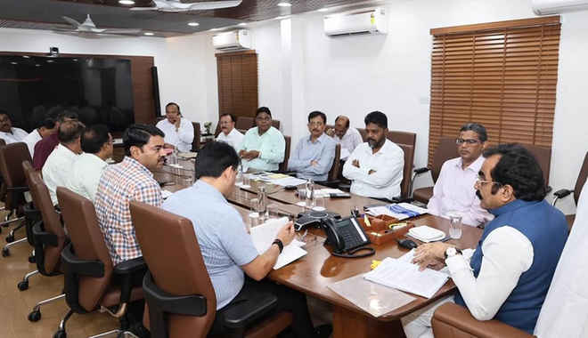 मप्र में मजबूत हो रहा सड़क नेटवर्क, विजन 2047 के तहत 1.05 लाख करोड़ के रोड नेटवर्क की योजना तैयार