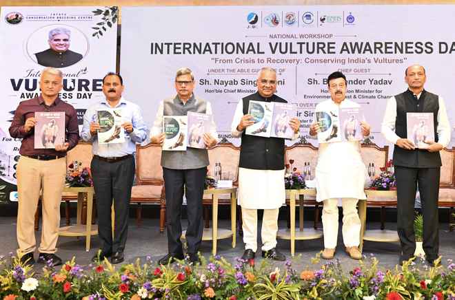 पंचकूला में मनाया गया अंतरराष्ट्रीय गिद्ध जागरूकता दिवस